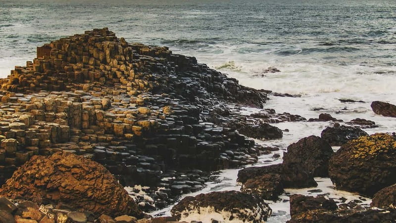 Giants Causeway Evening Tour - Evening Smart Choices: Why This Route Starts in Belfast