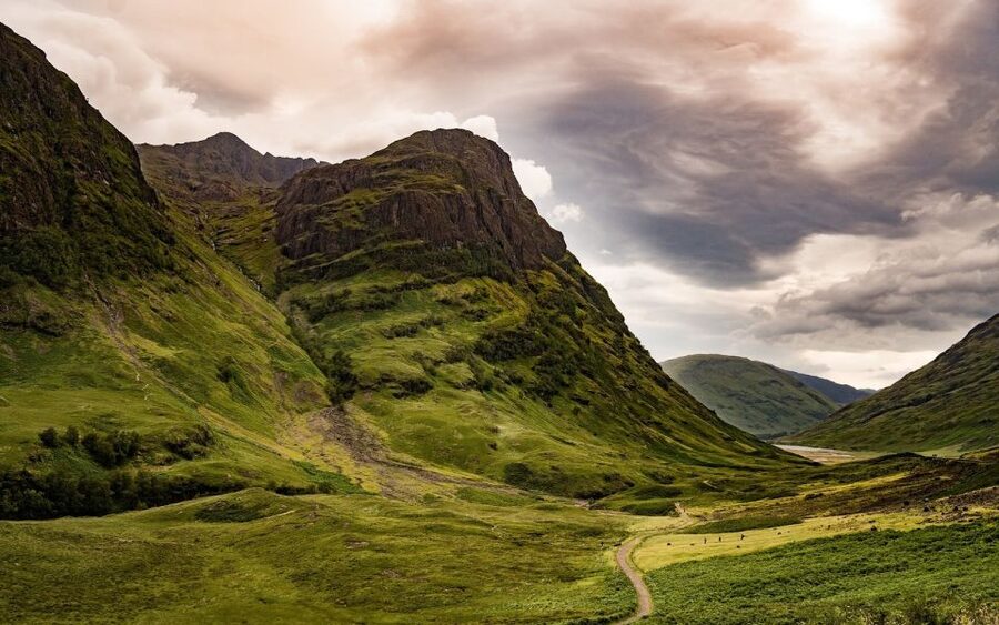 Glasgow: 2-Day Loch Ness, Inverness & Highlands Tour - Cairngorms and Loch Morlich lunch, plus Ruthven Barracks