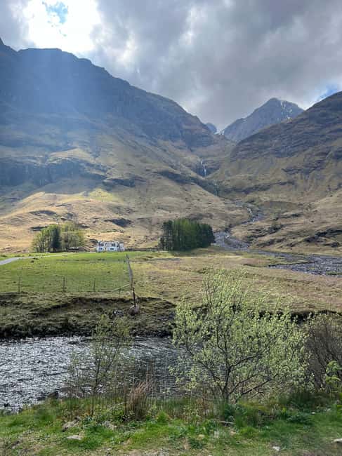 Glasgow: Glenfinnan Viaduct & The Highlands - The Jacobite Steam Train: how to plan for a may-see moment