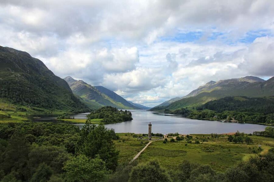 Glasgow: Glenfinnan Viaduct & The Highlands - Luss on Loch Lomond: a calm break with real loch views