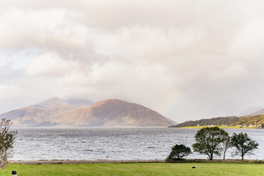 Glasgow: Loch Ness, Glencoe and Highlands Tour with Cruise - Glencoe Photo-Stop Speed, Plus the Stories That Stick