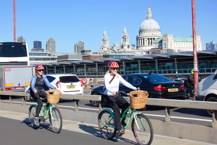 Grand London Half-Day Bicycle Tour - The ride rhythm: where the tour goes and why it feels safe