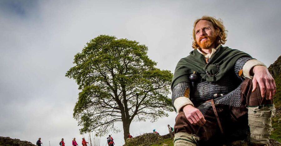 Hadrian's Wall: 2-Hour Guided Tour - The walk along Hadrian’s Wall: what you see step by step