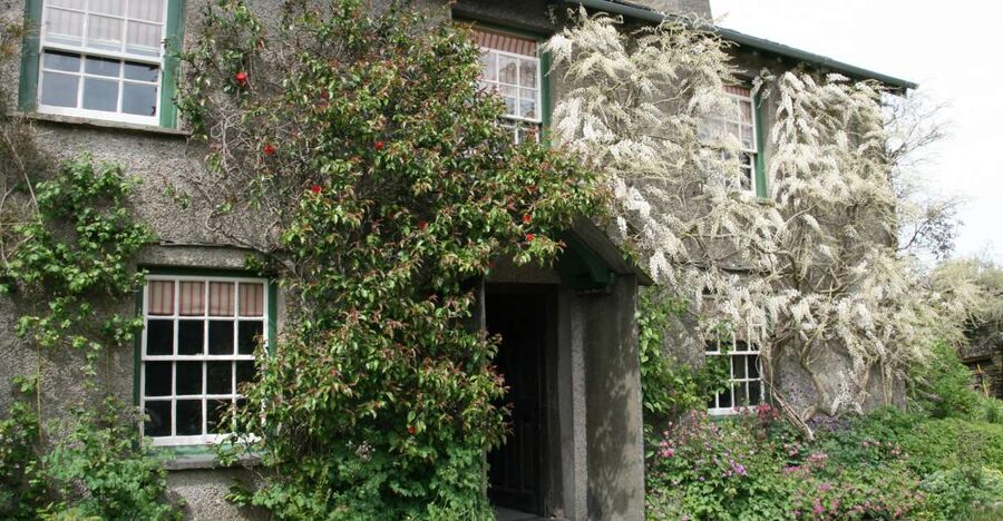 Half-Day Tour of Beatrix Potter Country and Places - Wray Castle First, With Real Lake District Views and Story Origins