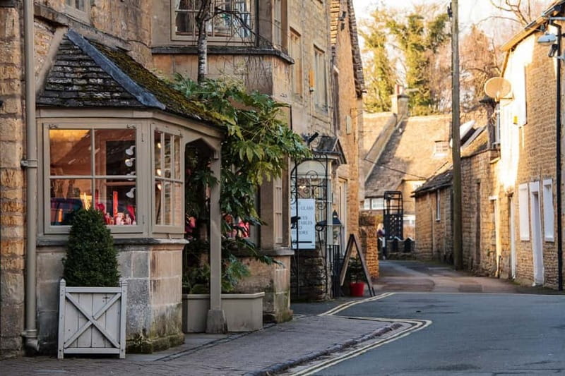 Hidden Gems of the Cotswolds from Oxford - Oxford to the Cotswolds by luxury coach, with real comfort