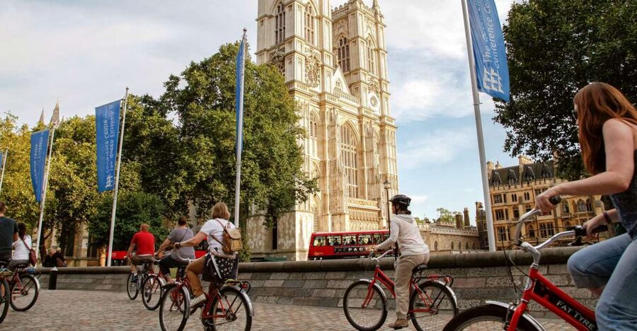 Highlights of Royal London Bike Tour (3 Hours) - Royal London by bike: why this format just works