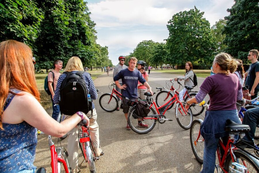 Highlights of Royal London Bike Tour (3 Hours) - What the guides add: Charles, Ashley, Fran, Matt, Dominique, and Max