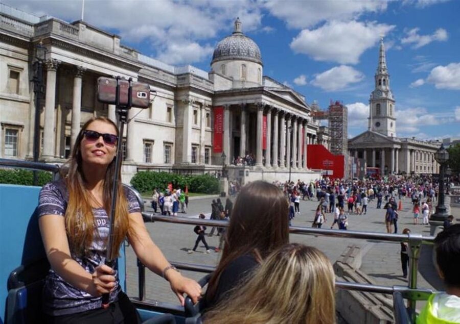 Hop-on Hop-off London Bus Tour & The London Eye - How the Golden Tours bus + London Eye ticket fits your timeline