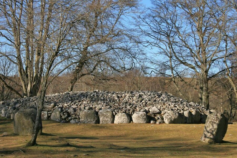 Inverness and The Highlands 2-Day Tour from Edinburgh - Day 2 Starts Heavy: Culloden Moor and the Human Cost