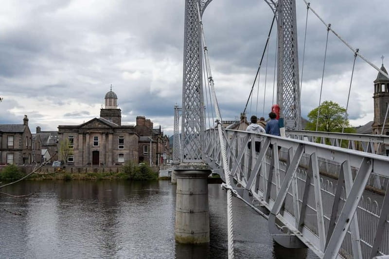 Inverness: Comedy Walking Tour with Local Comedian - Price and value: is $58 worth it for 2 hours?