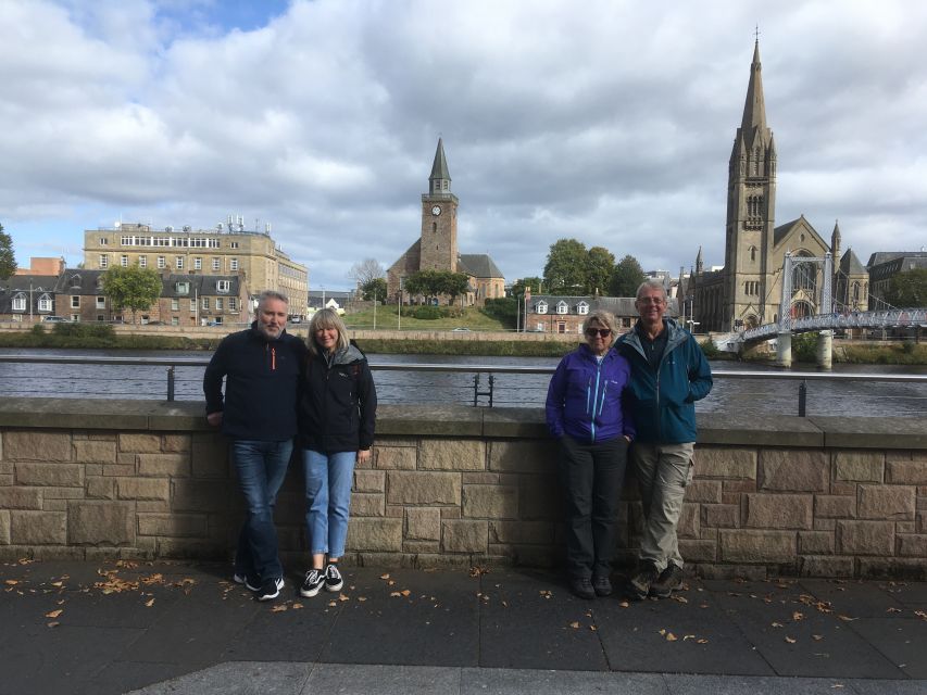 Inverness: Guided Walking Tour with a Local - Entering Inverness with a local guide in 90 minutes