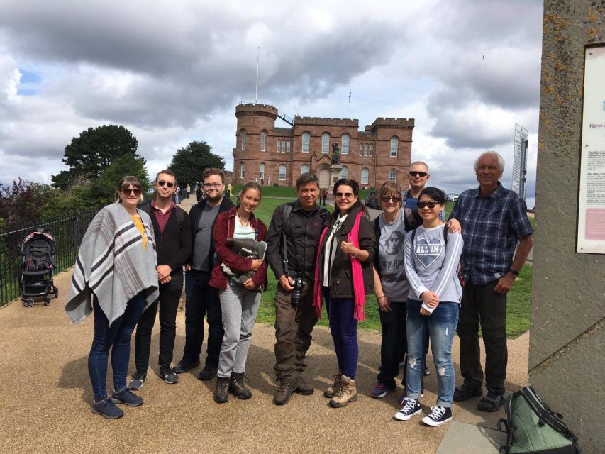 Inverness: Guided Walking Tour with a Local - Where the tour starts: Market Brae Steps and bright orange guides