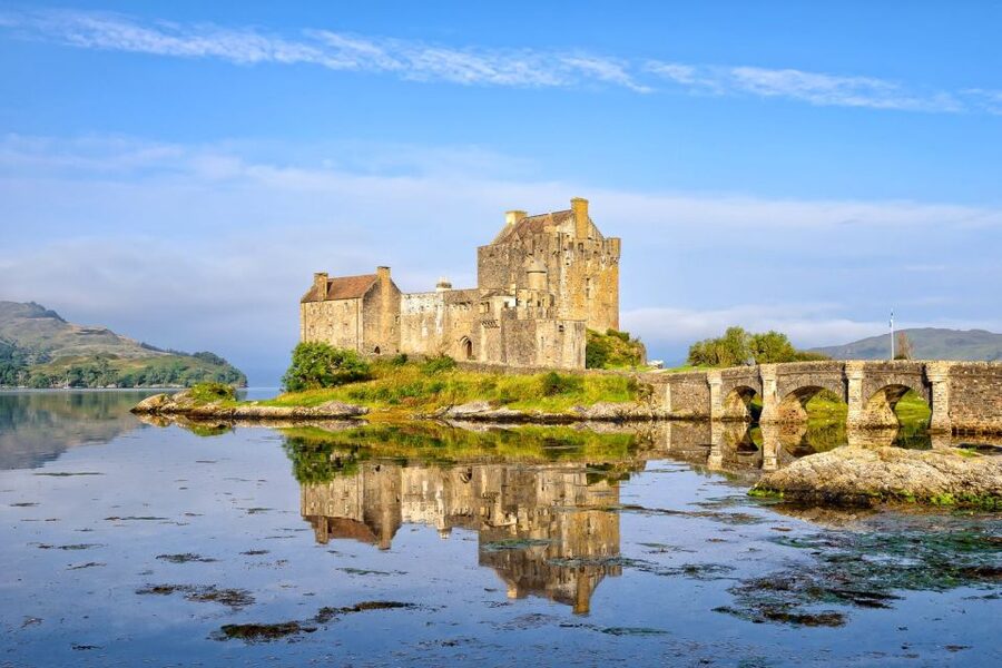 Inverness: Isle of Skye and Eilean Donan Castle Day Trip - Railway Terrace to Loch Ness: coffee at Invermoriston