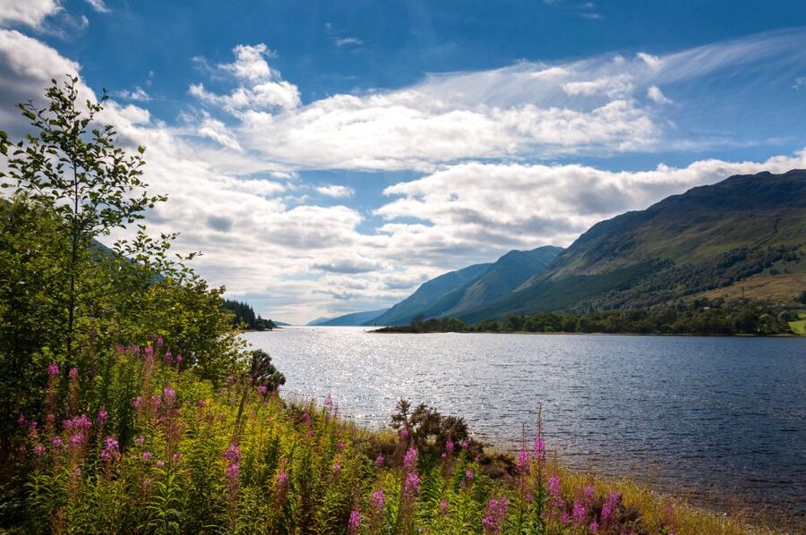 Inverness: Isle of Skye and Eilean Donan Castle Day Trip - Portree Time: lunch, harbor boats, and sea-meets-hills