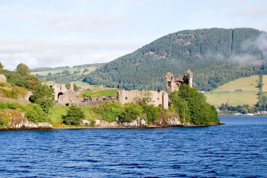 Isle of Skye & The Highlands: 3-Day Guided Tour from Glasgow - Culloden Battlefield and Pitlochry: the thoughtful landing back toward Glasgow