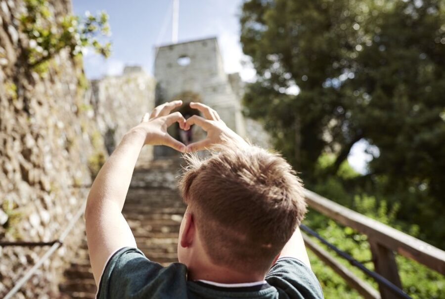 Isle of Wight: Carisbrooke Castle Entry Ticket - Plan your day: a sensible route from film to ramparts