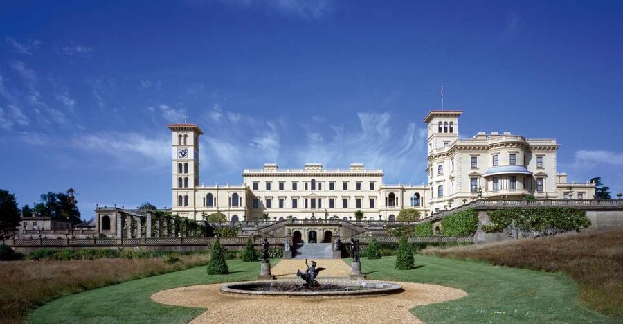 Isle of Wight: Osborne Admission Ticket - Royal Apartments and the twin desks: what to look for inside the house