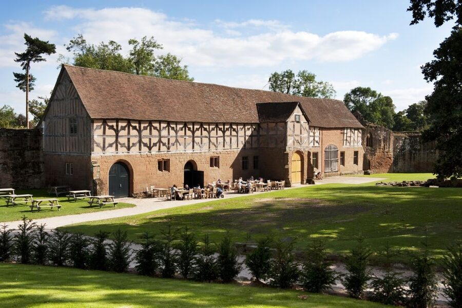 Kenilworth Castle and Elizabethan Garden Entry Ticket - Timing, weather, and where people get stuck