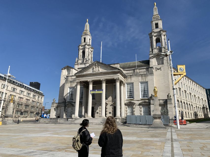 Leeds: Daily Guided City Center Walking Tour (10:30am) - Millennium Square: a modern pause between landmarks