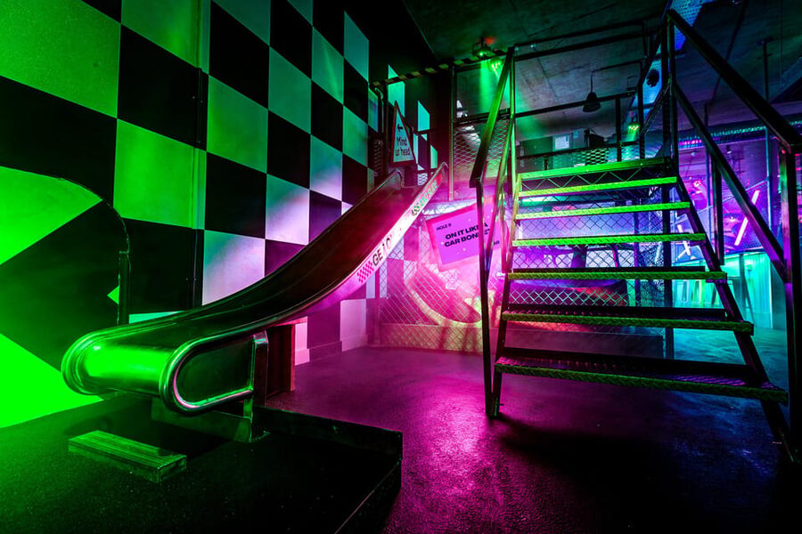 Leeds: Junkyard Golf Tickets for 9 or 18 Holes - Junkyard Golf Club Leeds, the quick version