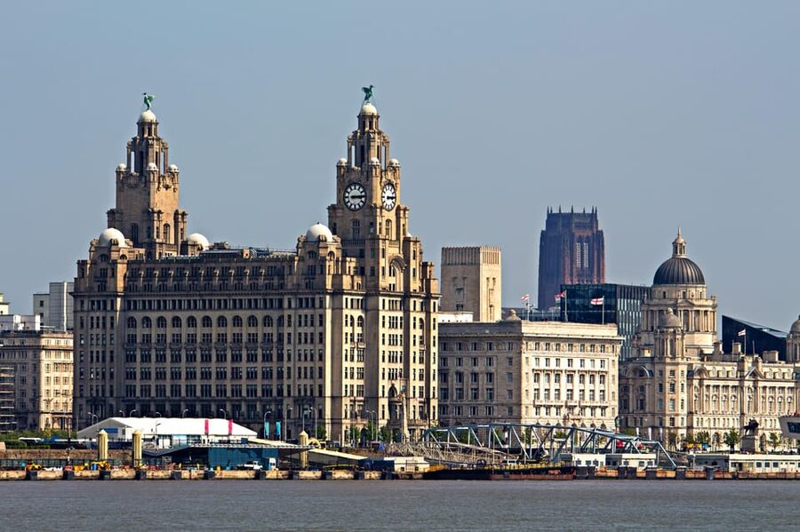 Liverpool: A Walk Through Time: Full History Walking Tour - Parish Church Gardens, Old Hall Chambers, and Chapel Street: history in street-level detail