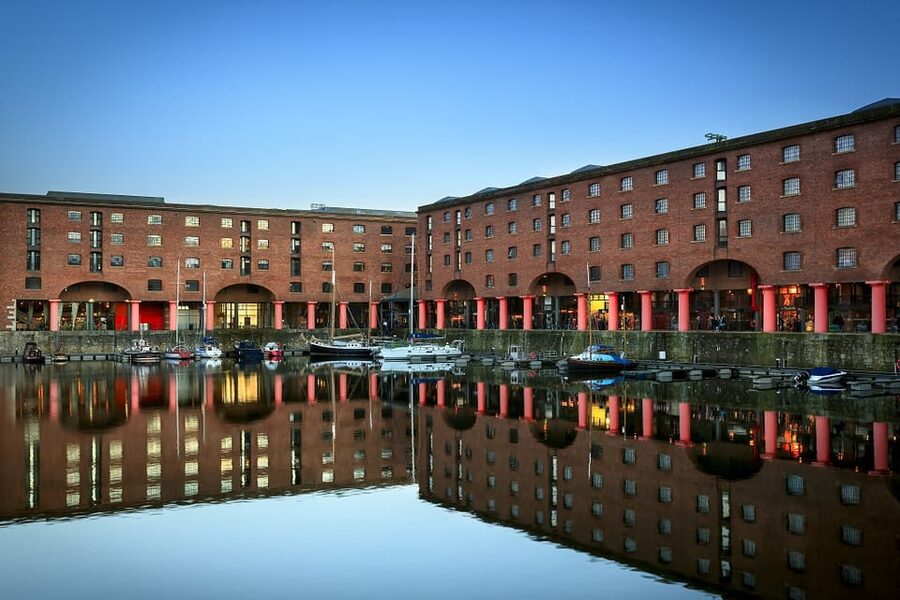 Liverpool and The Beatles Day Tour from London - Key things that make this Beatles day trip work