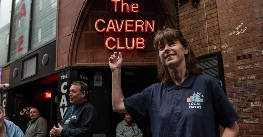 Liverpool: City and Cavern Quarter Walking Tour - Derby Square to the Cavern Quarter, a smart way to get your bearings