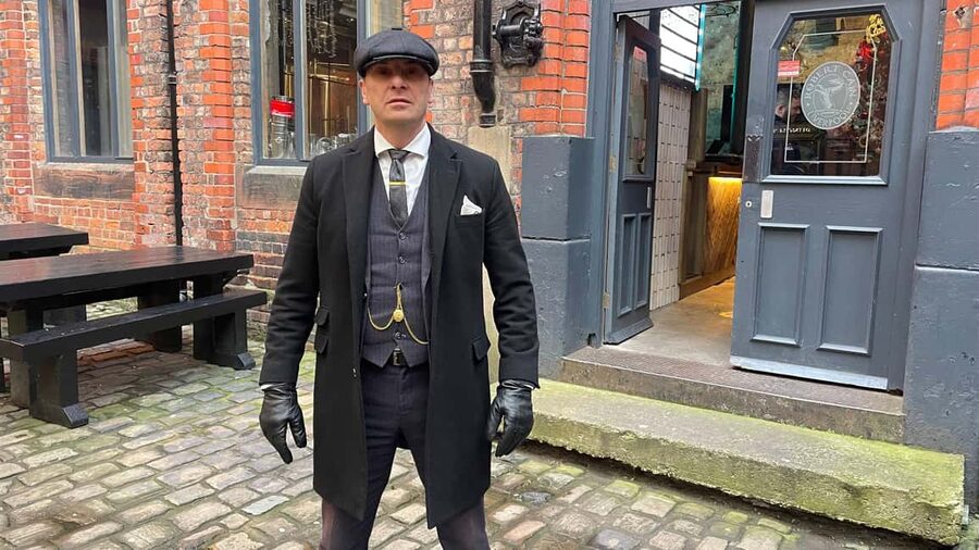 Liverpool: Official Peaky Blinders City Centre Walking Tour - How the tour pacing works for a 4-hour walk