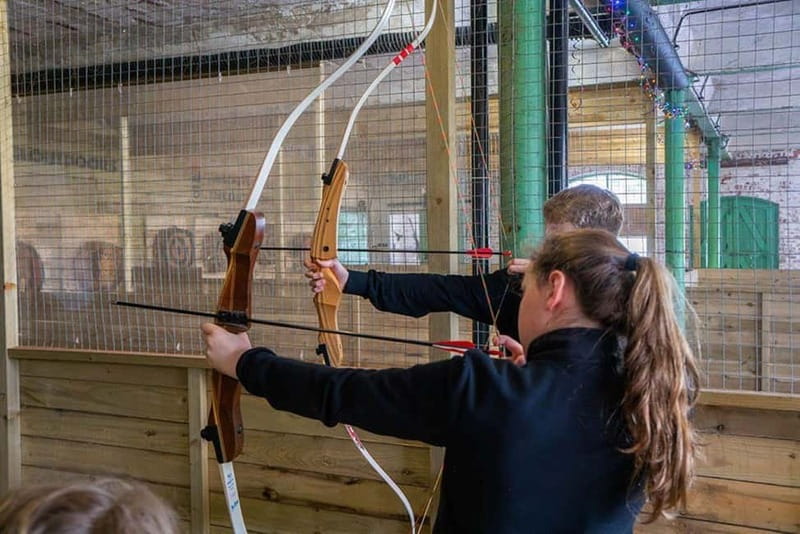Llangollen: 30-Minute Archery Taster Session - Safety first: your briefing and bow fitting
