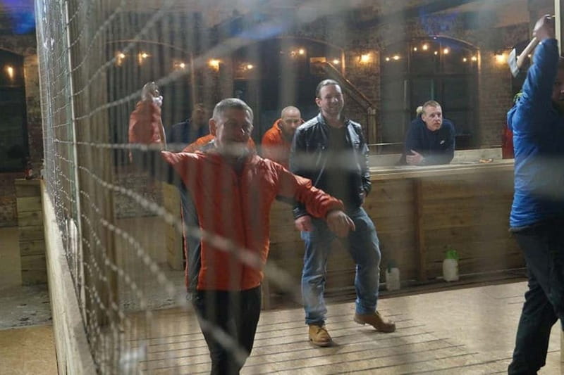 Llangollen: 30-Minute Axe Throwing Session - Inside the indoor throwing range, right in Llangollen