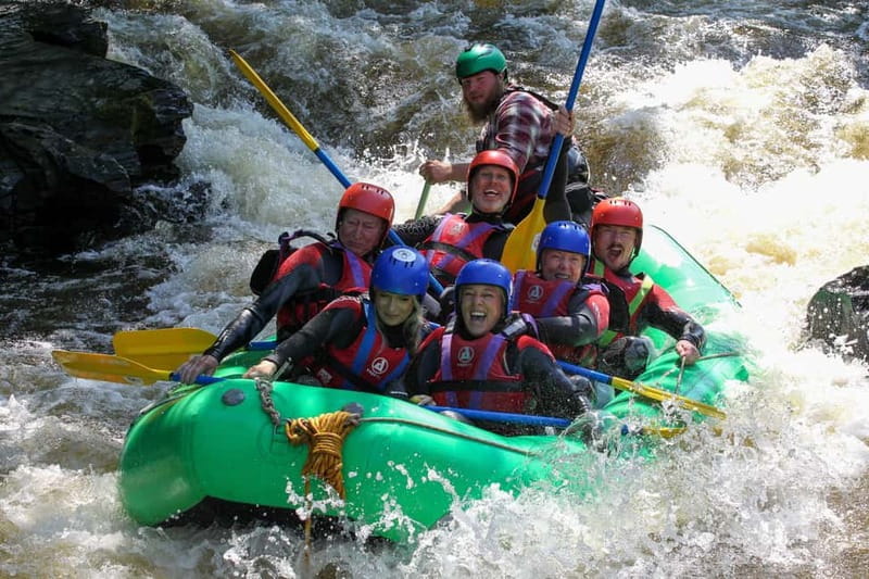 Llangollen: White Water Rafting Adventure - The Warm-Up Phase: How the Guides Teach You to Paddle