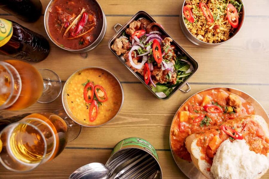 Local Foodie Adventure in London: 10+dishes, drinks and more - From Crown to The Lyric, how the route keeps you oriented