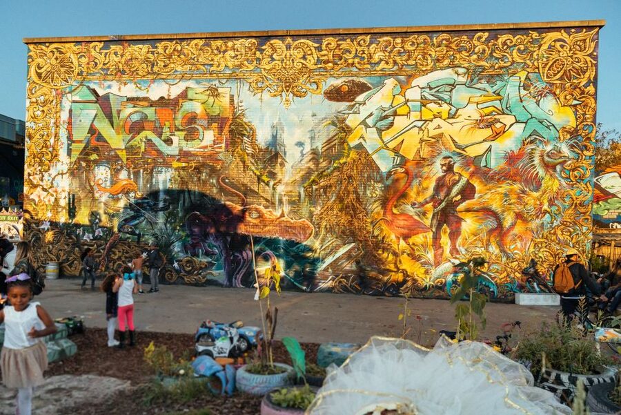 London: 2.5-Hour Off the Beaten Track Private City Tour - Brick Lane: Creativity, People, and Architecture Details