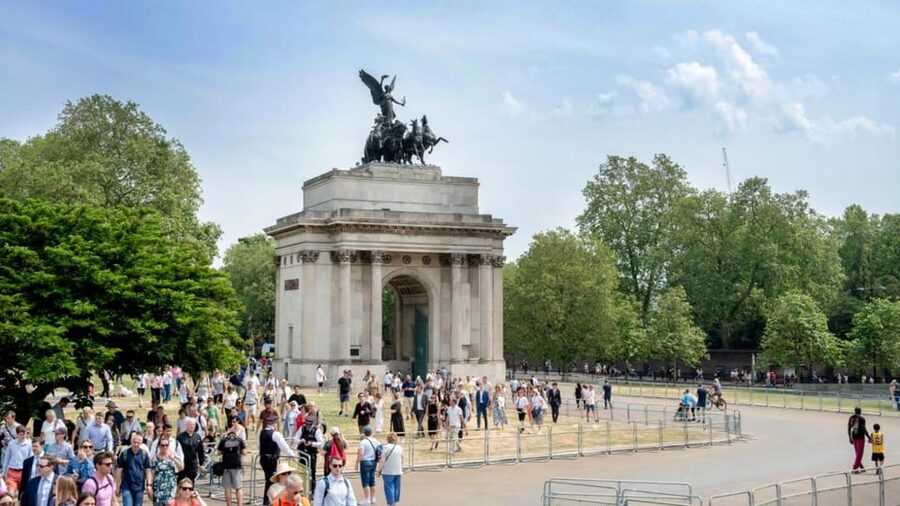 London: 24-Hour Hop-On Hop-Off Bus Pass - The reality check: when this tour can feel frustrating