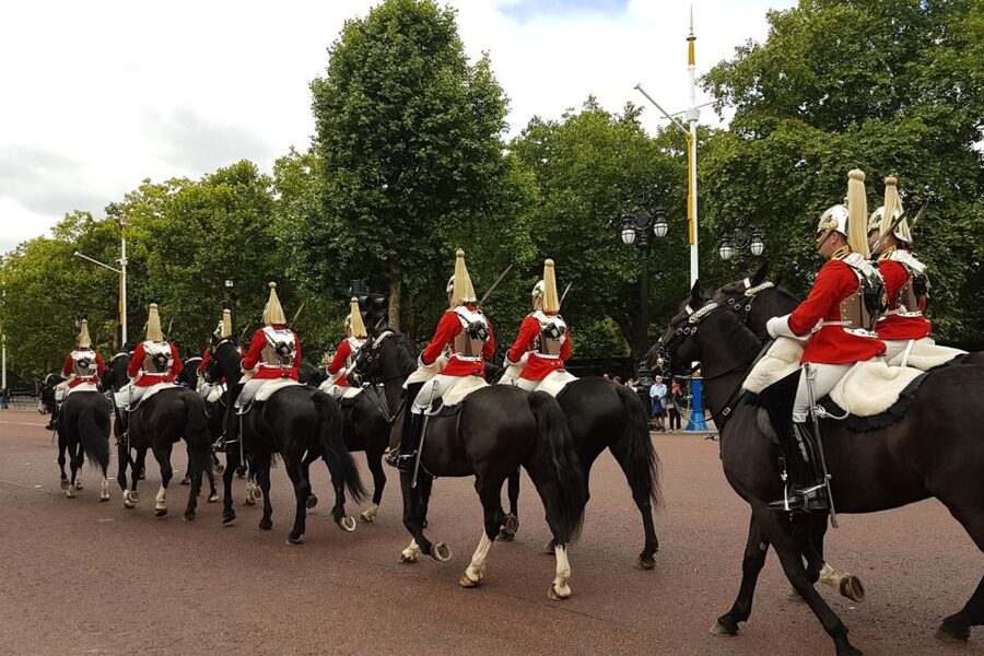 London: 30 London Sights Guided Walking Tour - Whitehall photo stops: Trafalgar Square to Downing Street