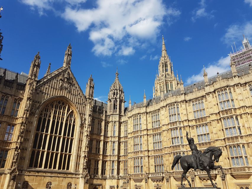London: 30 Top Sights and Churchill War Rooms Tour - London Bridge Sight Stops: Globe, HMS Belfast, Tower Bridge, and the Tower of London