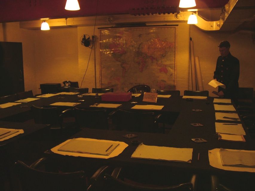 London: 30 Top Sights and Churchill War Rooms Tour - Comfort, Timing, and Photo Strategy for a Day This Packed