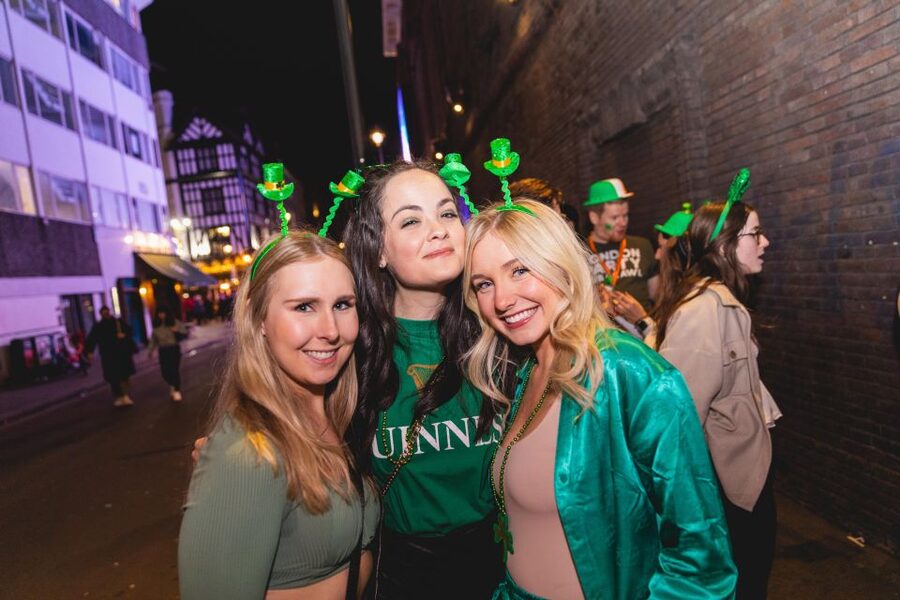 London: 4 Soho Nightclubs Crawl - The Value Math: Why $33 Can Beat a Normal Night Out
