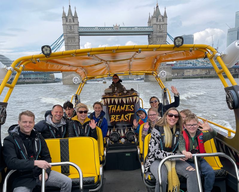 London: 40-Minute Thames Beast Jetboat Tour - What to wear and bring so you enjoy it, not suffer