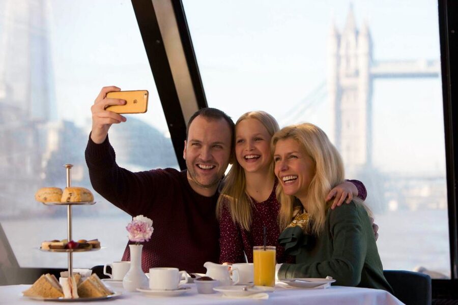 London: Afternoon Tea Cruise on the River Thames - Unlimited tea, the onboard bar, and what costs extra
