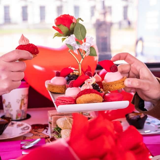 London: Afternoon Tea Sightseeing Bus Tour - Parks, Royal Albert Hall, and that pause between landmarks