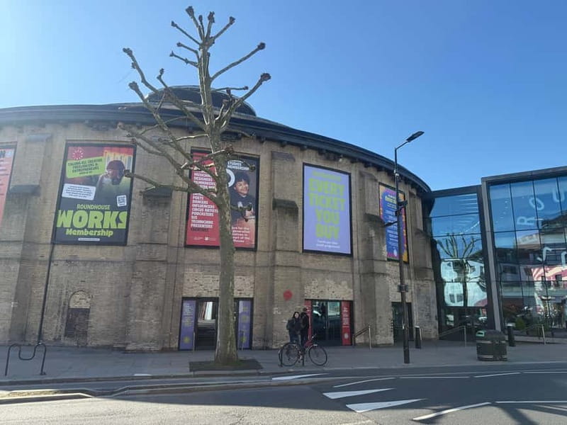 London: Amy Winehouse Camden Town Walking Tour - Starting at the Roundhouse in Chalk Farm, where the story feels real