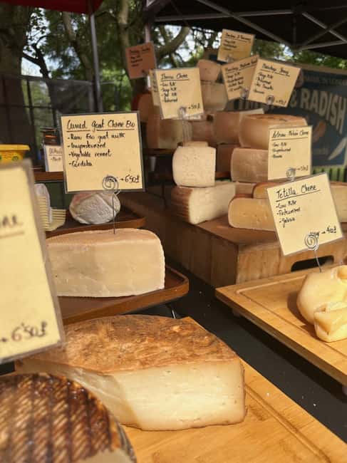 London: Authentic London Sunday Markets Walking Tour - Old Spitalfields Market: Browsing in a Historic Market Setting