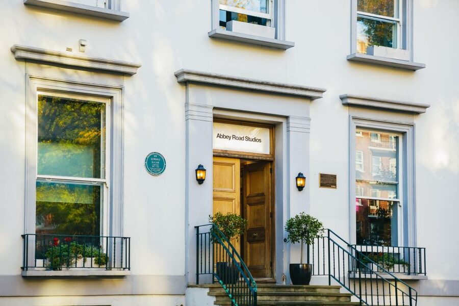 London: Beatles and Abbey Road Tour with Richard Porter - Key things that make this Beatles tour worth it
