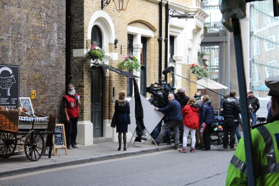 London: Bridget Jones 2–Hour Walking Tour - Bridget’s Apartment Front Door: The Photo Stop People Actually Want