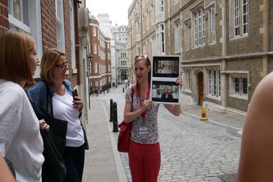 London: Bridget Jones 2–Hour Walking Tour - Temple Chambers and the City Feel You Usually Miss
