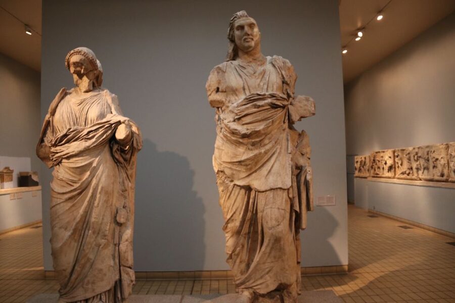London: British Museum Archaeology Course and Guided Tour - Greece and Rome, and why collapses matter