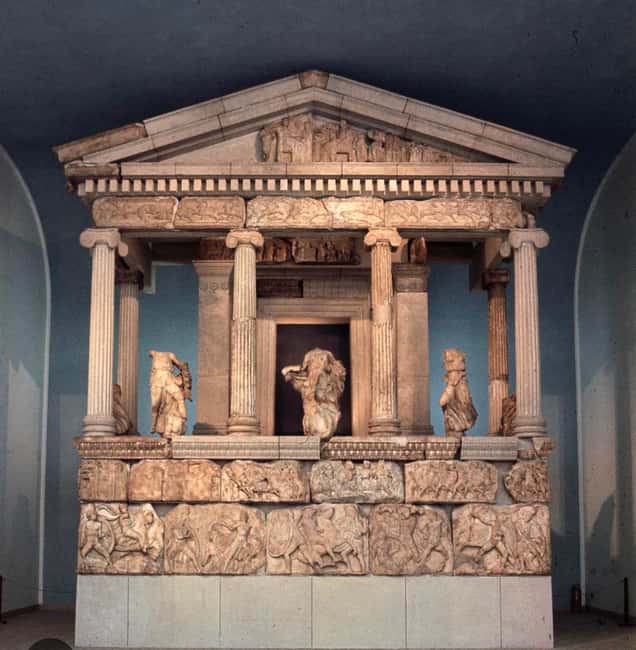 London: British Museum + Guided Tour + Priority Entry - Finding the Montague Place meeting point quickly