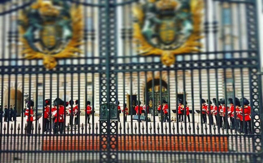 London: British Royalty Walking Tour - Guides Like Sandra, Dan, Ariana, Polly, and Tim Make It Worth It