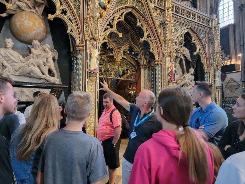 London: Buckingham, Big Ben & Westminster Abbey Tour - Inside the Abbey, the Coronation Chair and Poets’ Corner Focus Your Attention